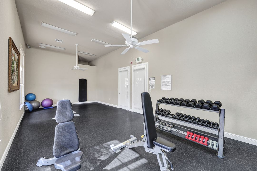 13968 Avon Park Cir, Fort Myers, FL 33912