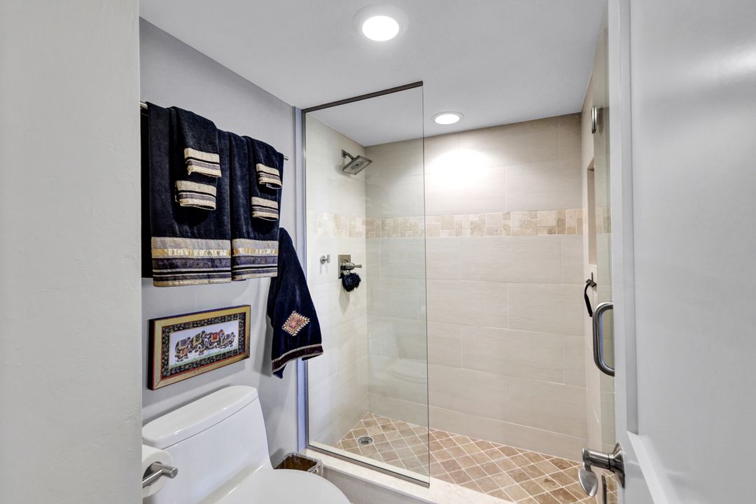 4401 Gulf Shore Blvd N, Naples, FL 34103