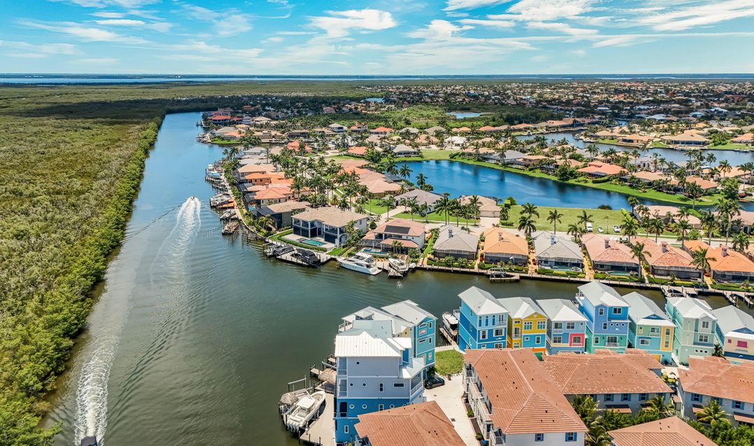 5826 Shell Cove Drive, Cape Coral, FL 33914