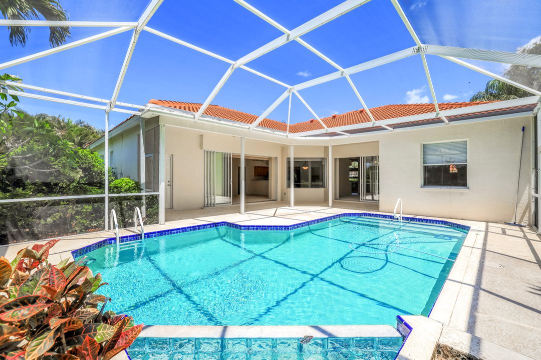 9461 Cedar Creek Dr, Bonita Springs, FL 34135