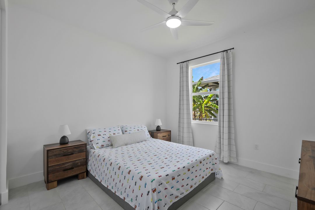 1428 NW 27th Pl, Cape Coral, FL 33993