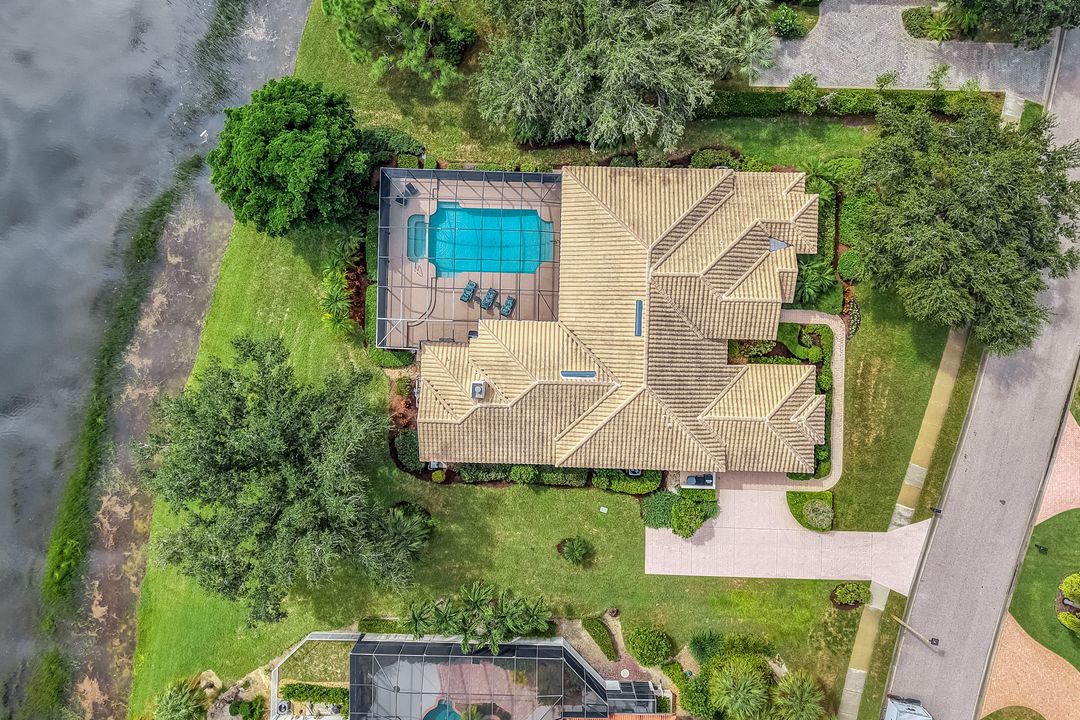 24421 Woodsage Dr, Bonita Springs, FL 34134
