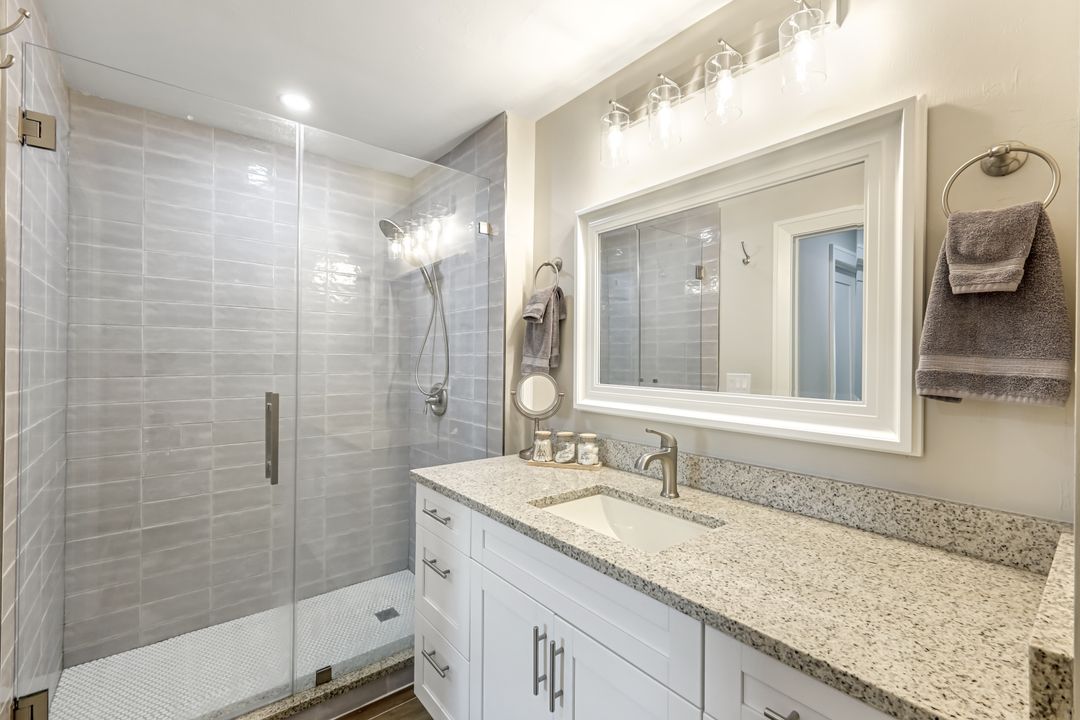 2806 22nd St W, Lehigh Acres, FL 33971