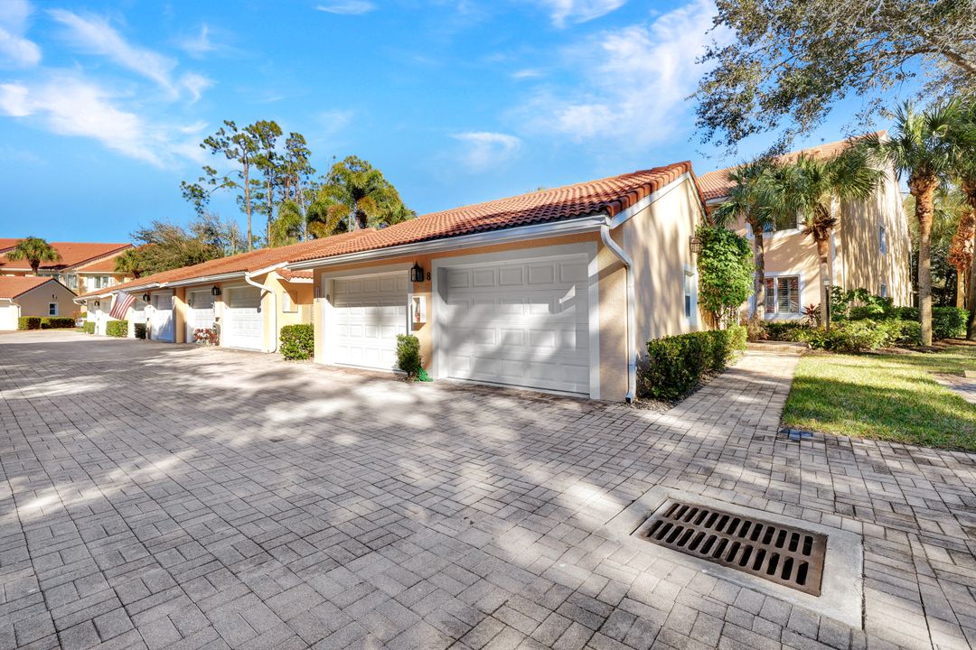 2355 Hidden Lake Dr #3, Naples, FL 34112