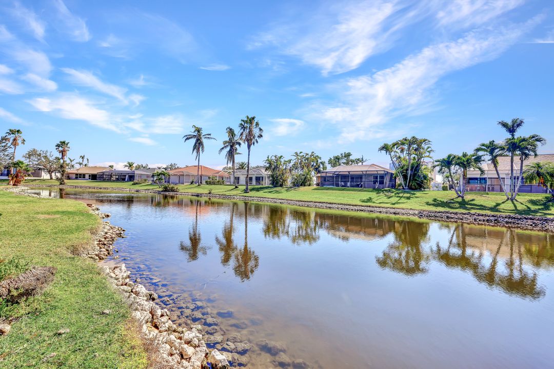 1046 SW 57th St, Cape Coral, FL 33914