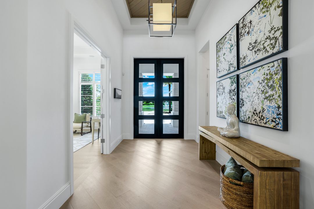 6630 Palisades Ave, Naples, FL 34109