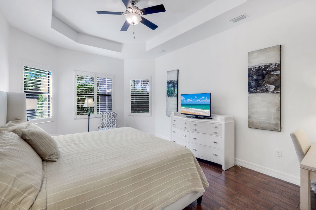 3267 Pacific Dr, Naples, FL 34119