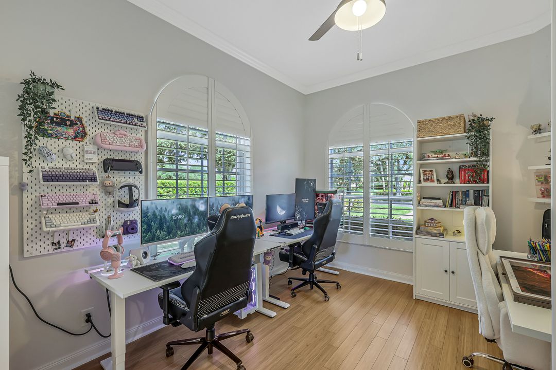3701 Whidbey Way, Naples, FL 34119