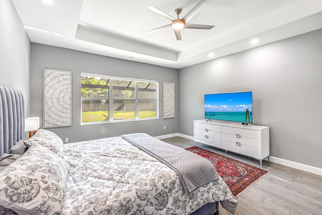 12083 Azalea Wy, Naples, FL 34120