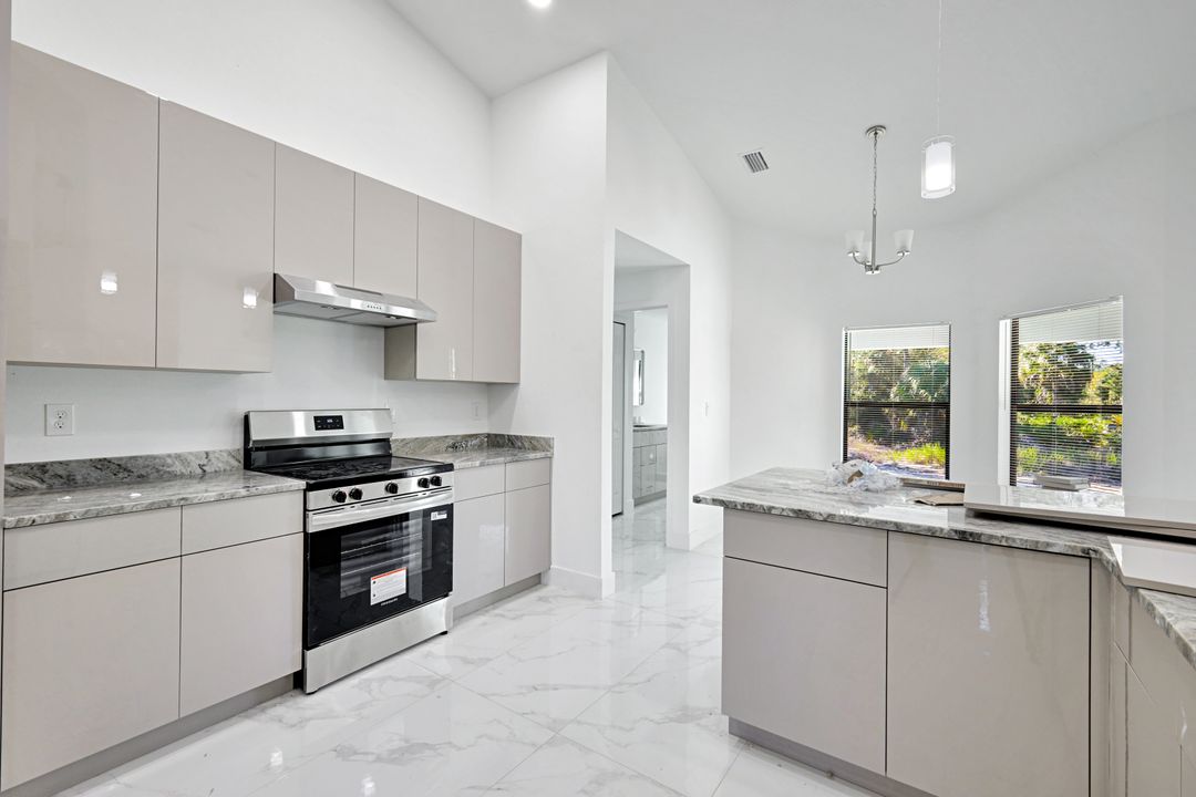 1213 Magnolia Ave, Lehigh Acres, FL 33972