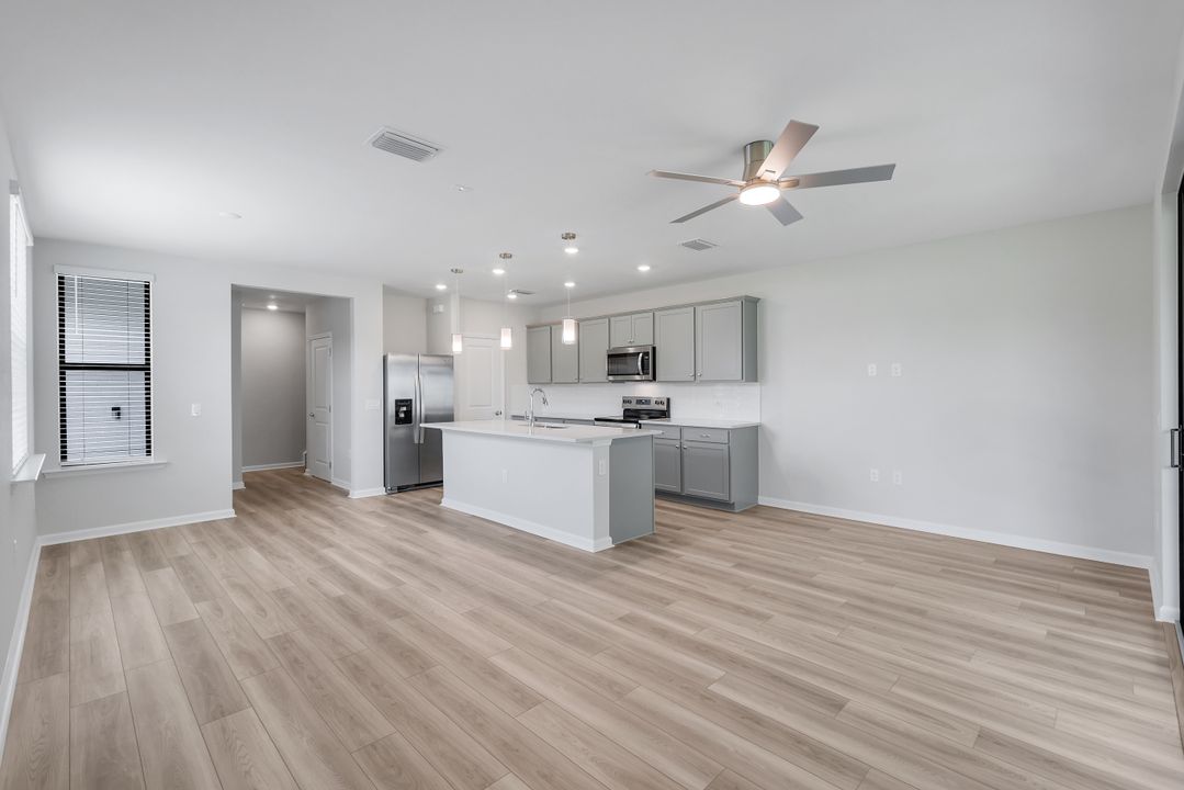 27907 Radiant Ct, Bonita Springs, FL 34135