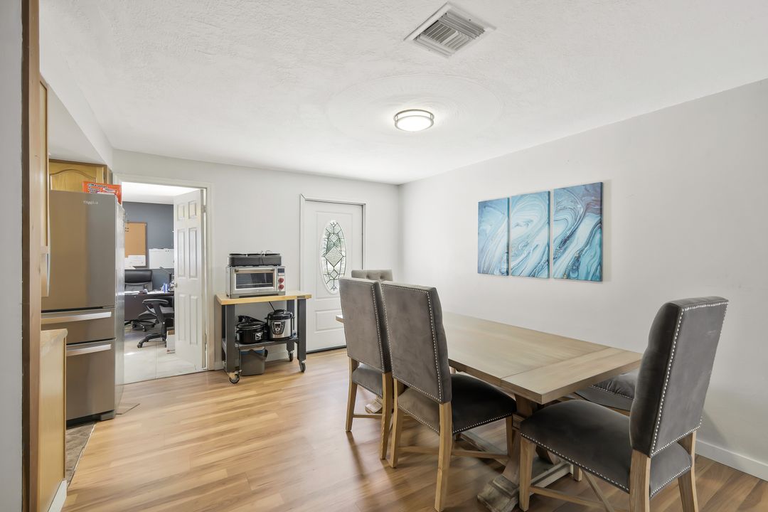 18371 Durrance Rd, North Fort Myers, FL 33917