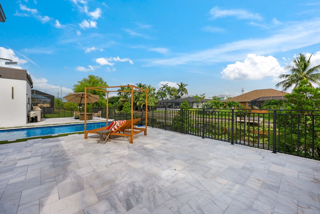 129 SE 16th St, Cape Coral, FL 33990