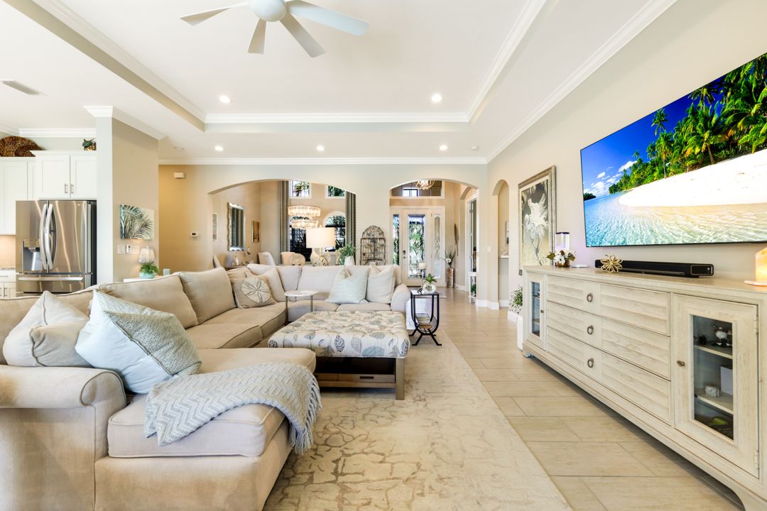 10437 Solaro St, Fort Myers, FL 33913