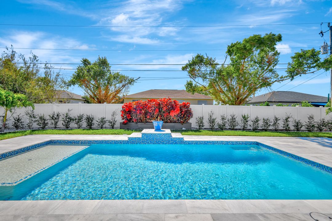 1918 SW 30th St, Cape Coral, FL 33914