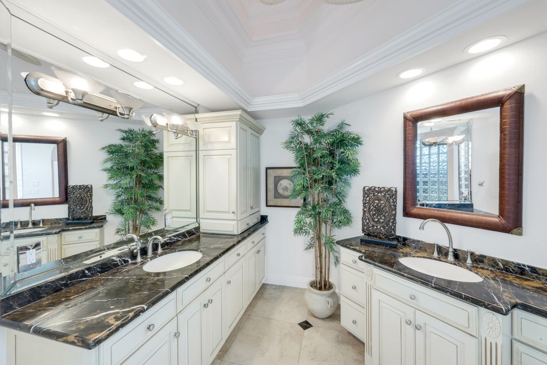 160 Palm St #PH 5, Marco Island, FL 34145