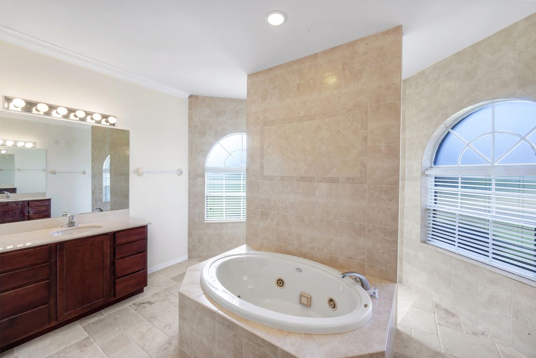 5321 SW 23rd Ave, Cape Coral, FL 33914