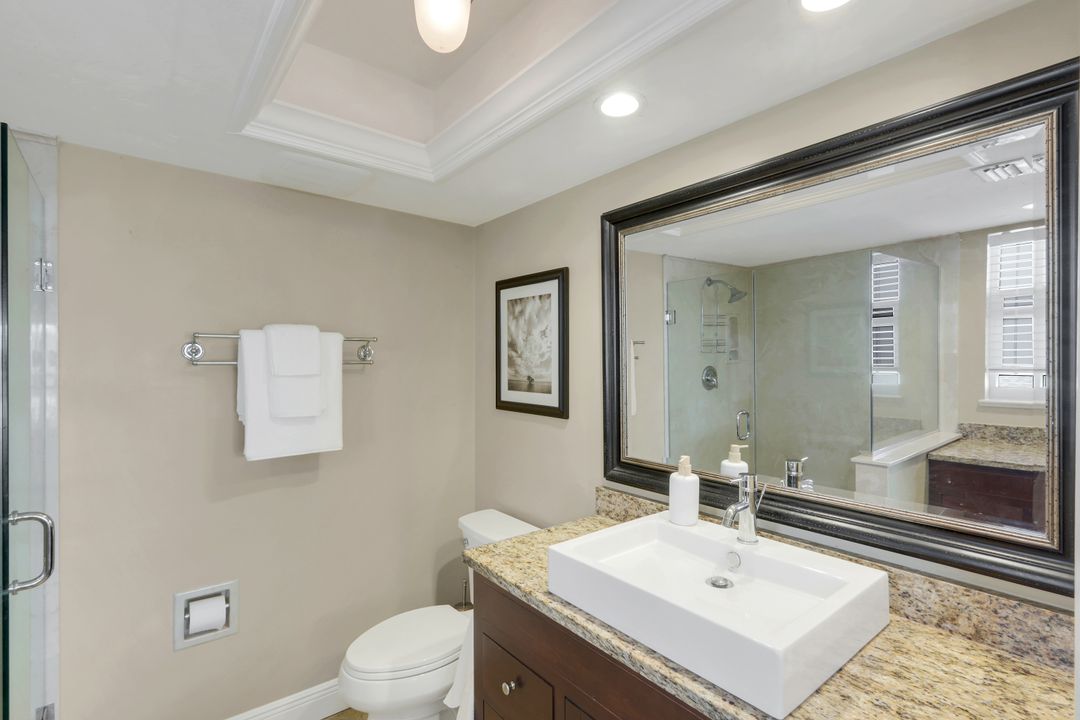 4741 Pembrooke Ln, Bonita Springs, FL 34134