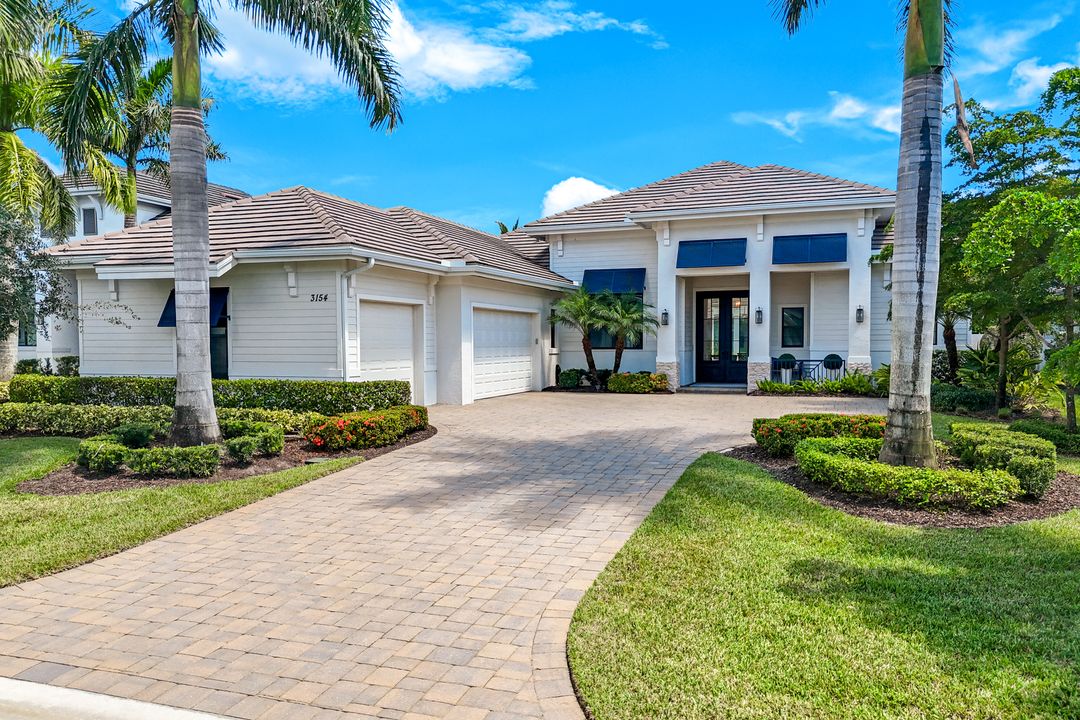 3154 Malaga Way, Naples, FL 34105