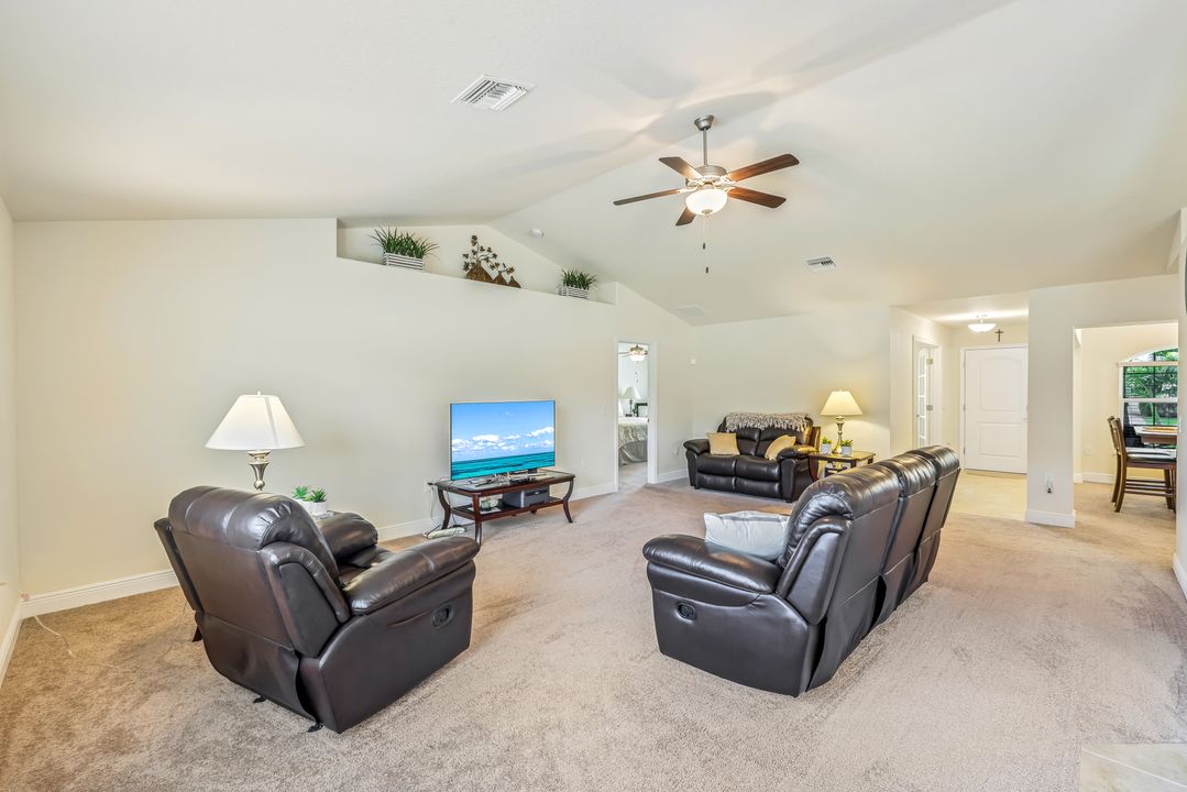 2801 SW 35th St, Cape Coral, FL 33914