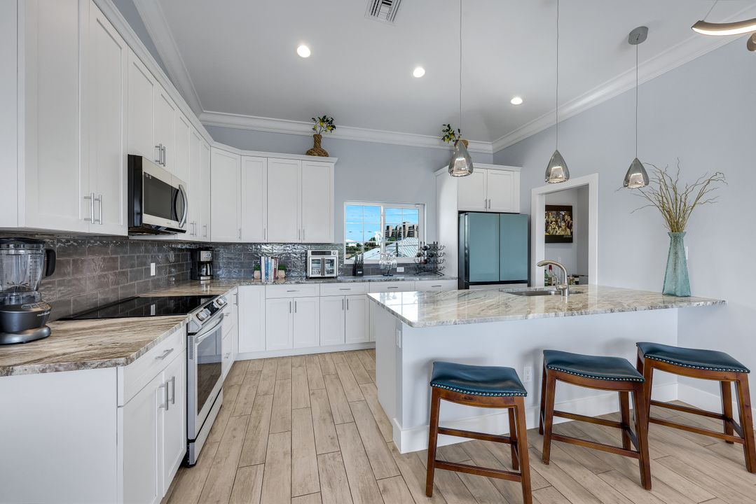 117 Sand Dollar Dr, Fort Myers Beach, FL 33931