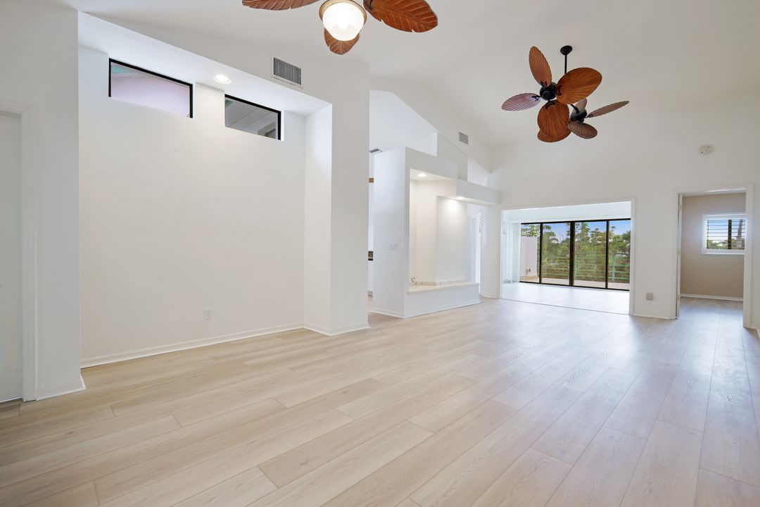 2270 Anchorage Ln #C, Naples, FL 34104