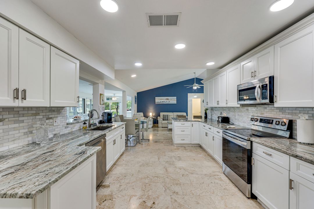 398 Wales Ct, Marco Island, FL 34145