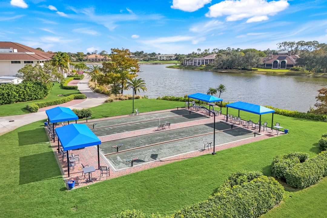 3891 Brynwood Dr, Naples, FL 34119