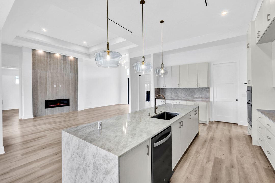 16692 Liggett Cir, Port Charlotte, FL 33981