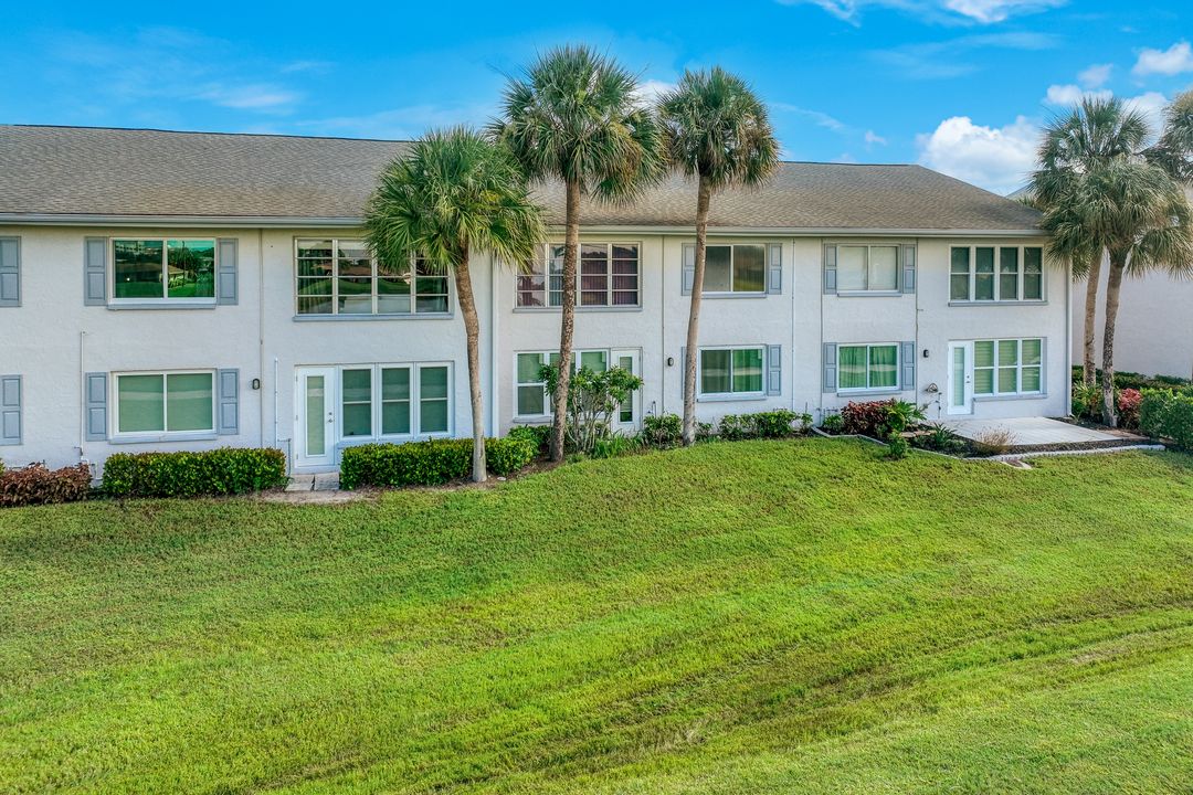 4038 Northlight Dr #1506, Naples, FL 34112