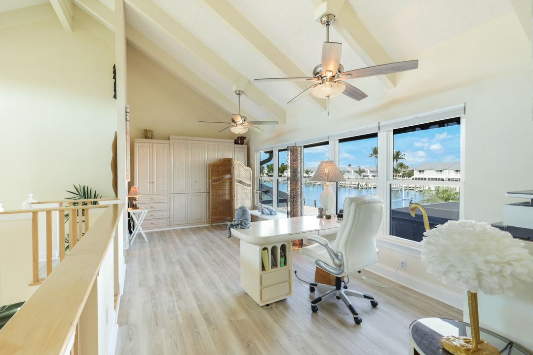 18323 Cutlass Dr, Fort Myers Beach, FL 33931