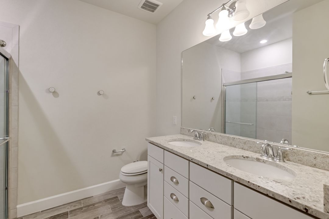 17146 Ashcomb Wy, Estero, FL 33928