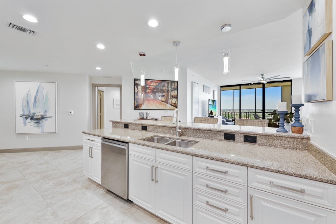 5793 Cape Harbour Dr #1214, Cape Coral, FL 33914