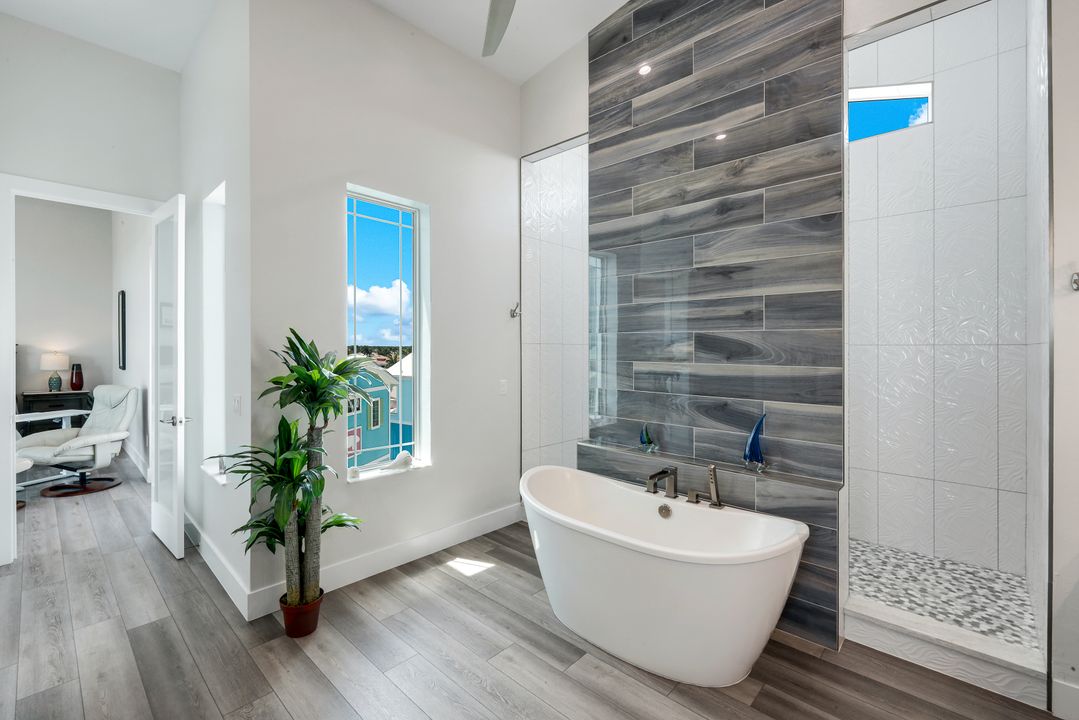 5826 Shell Cove Drive, Cape Coral, FL 33914