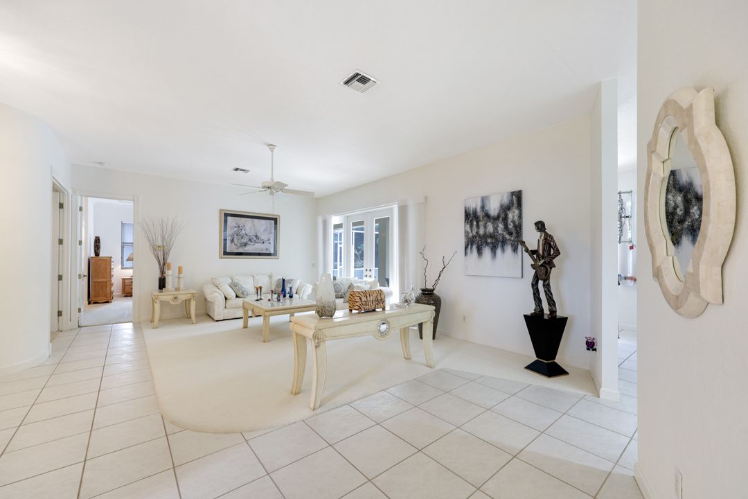 2079 Imperial Cir, Naples, FL 34110