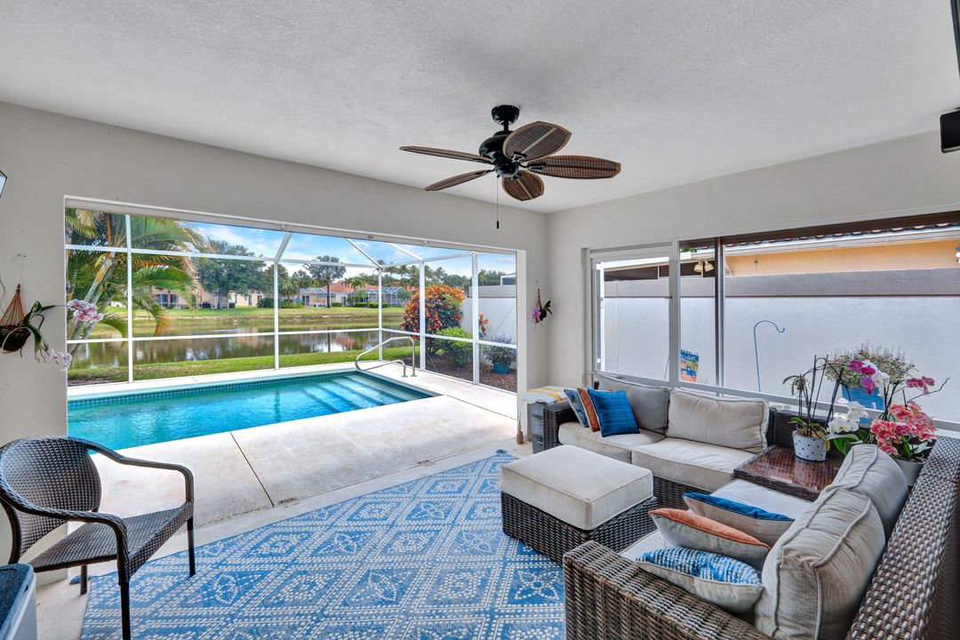 4664 Ossabaw Way, Naples, FL 34119