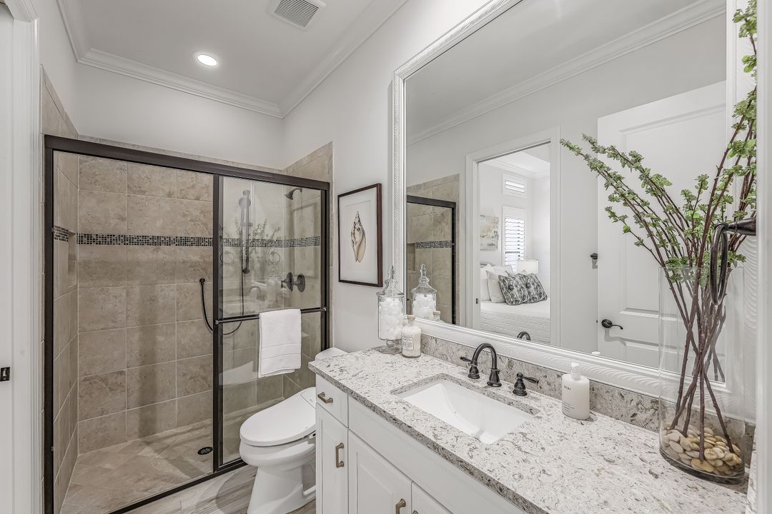 9071 Sorreno Ct, Naples, FL 34119