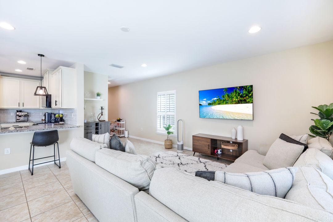 3844 Tilbor Circle, Fort Myers, FL 33916