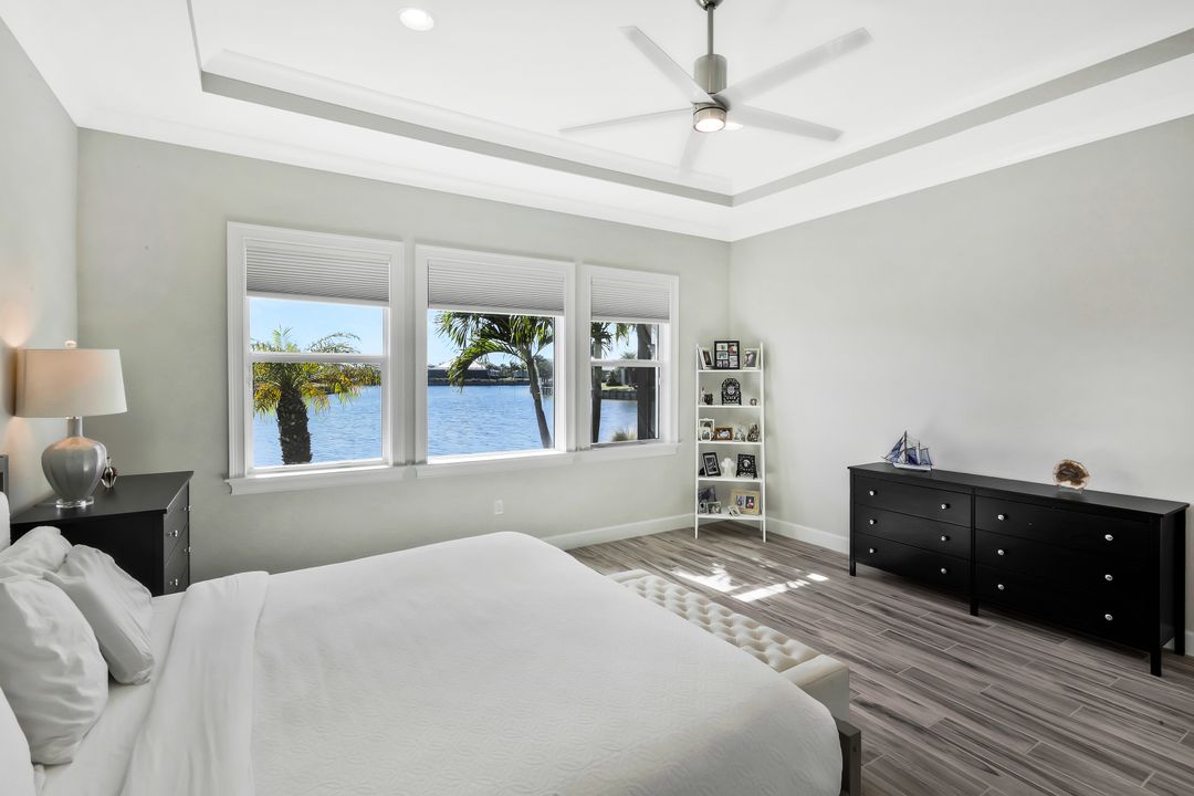 6072 Lucaya Wy, Naples, FL 34112