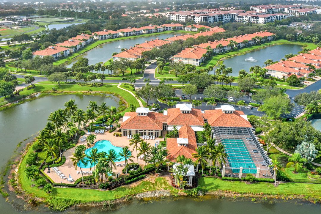 3376 Sandpiper Way, Naples, FL 34109