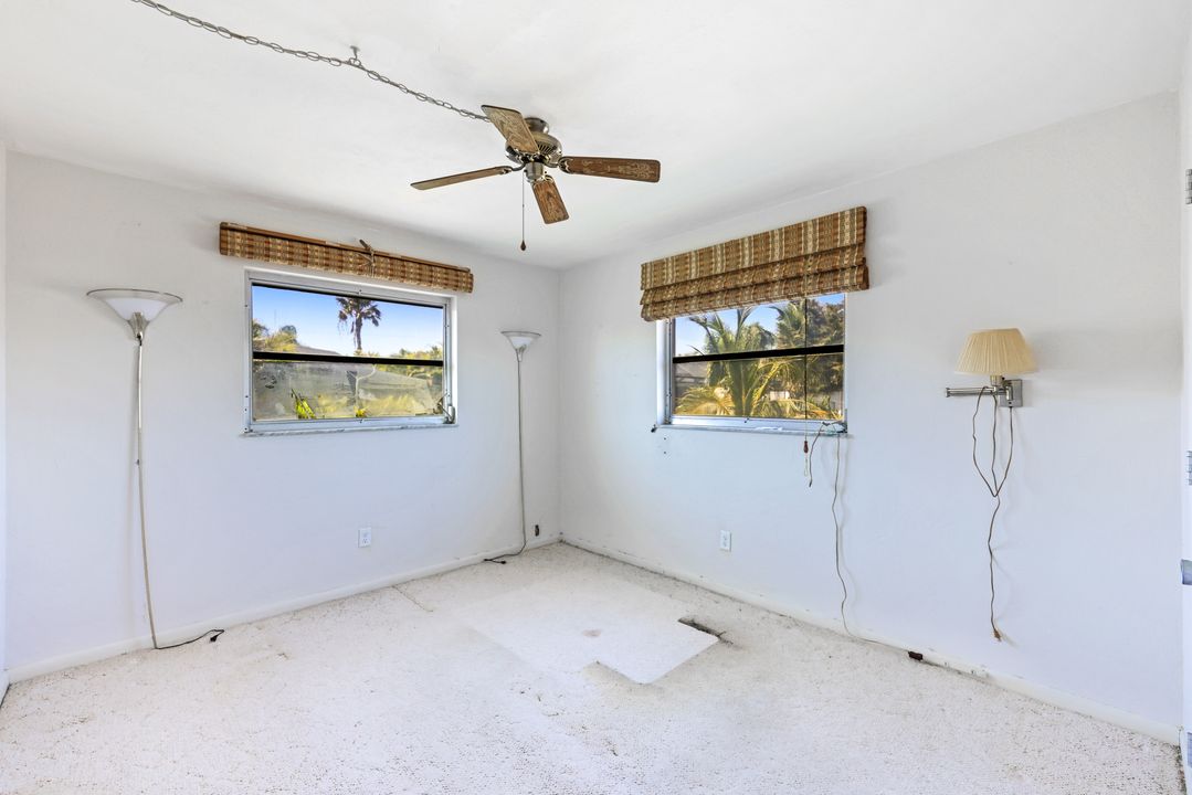 1741 SE 29th Ln, Cape Coral, FL 33904