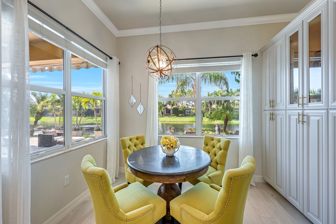 6582 Monterey Point, Naples, FL 34105