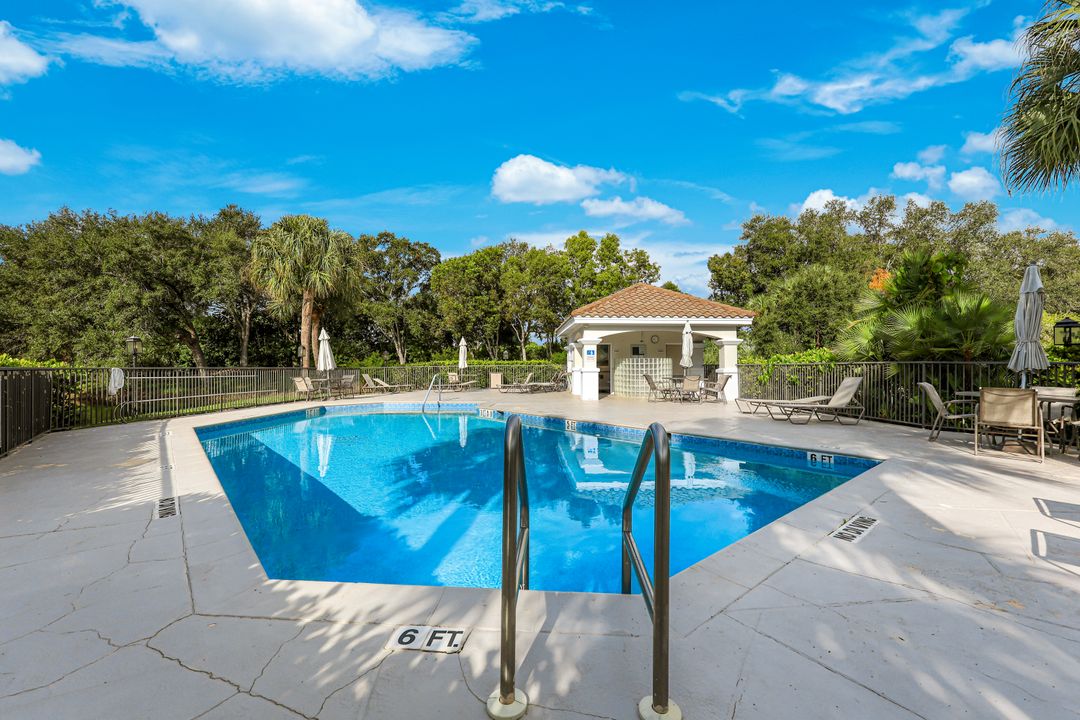 6825 Satinleaf Rd S #101, Naples, FL 34109