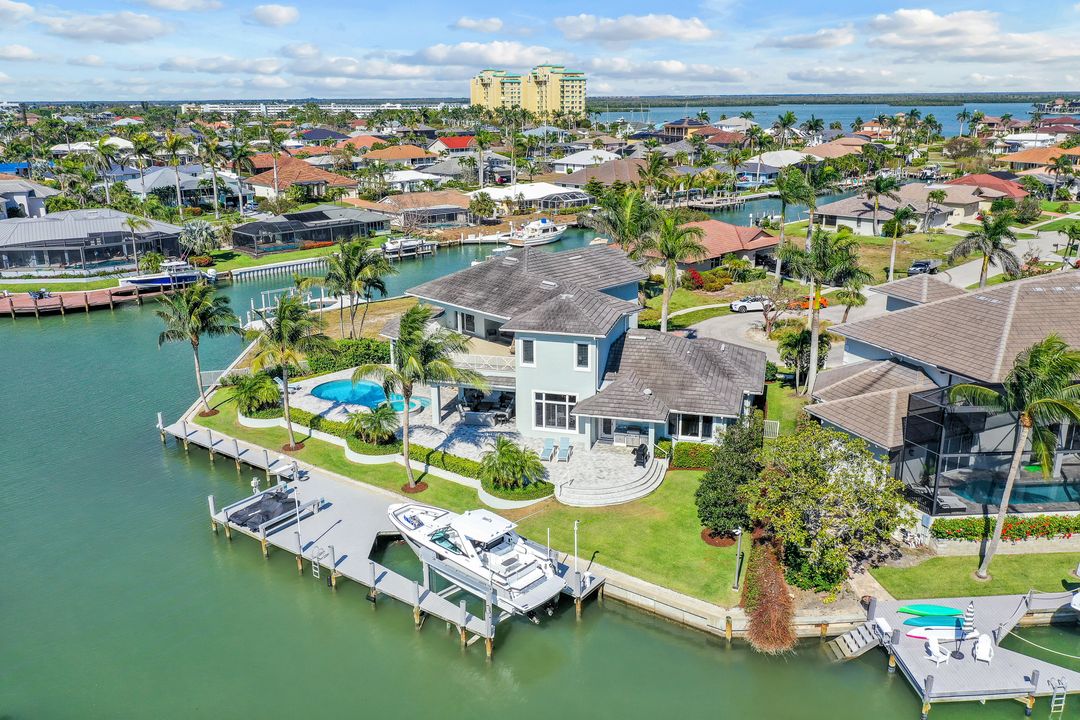 813 Magnolia Ct, Marco Island, FL 34145