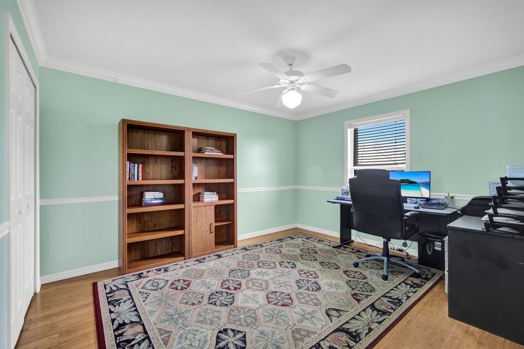 1718 SW 12th Ln, Cape Coral, FL 33991