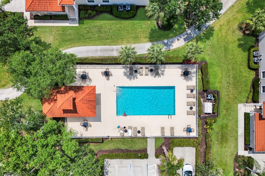 3365 Grand Cypress Dr #201, Naples, FL 34119