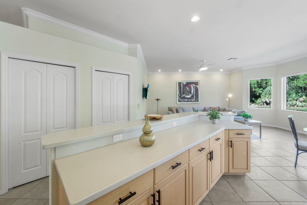 10824 Pond Ridge Dr, Fort Myers, FL 33913