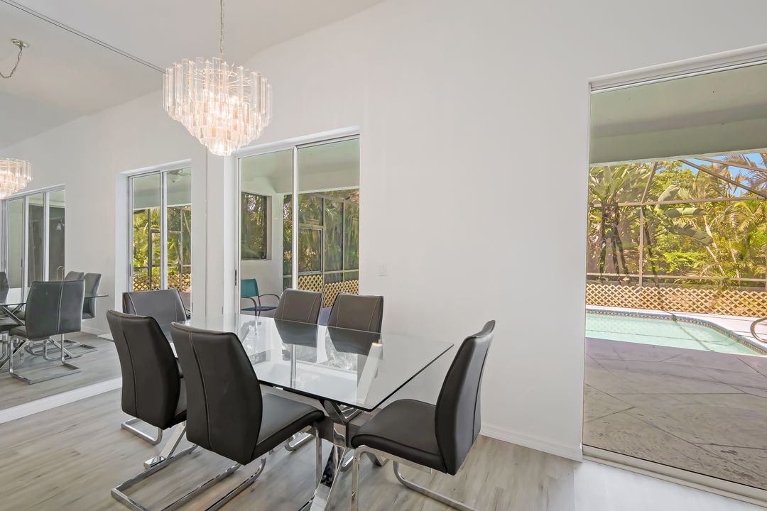 6785 Berwick Pl, Naples, FL 34104