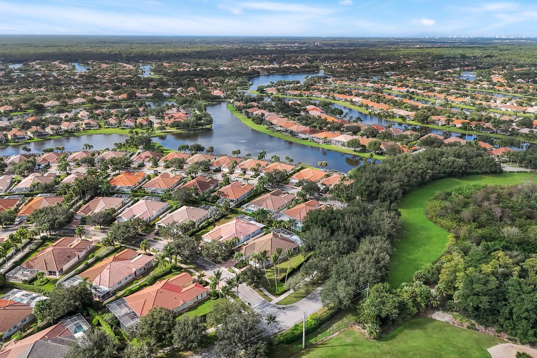 4155 St George Ln, Naples, FL 34119