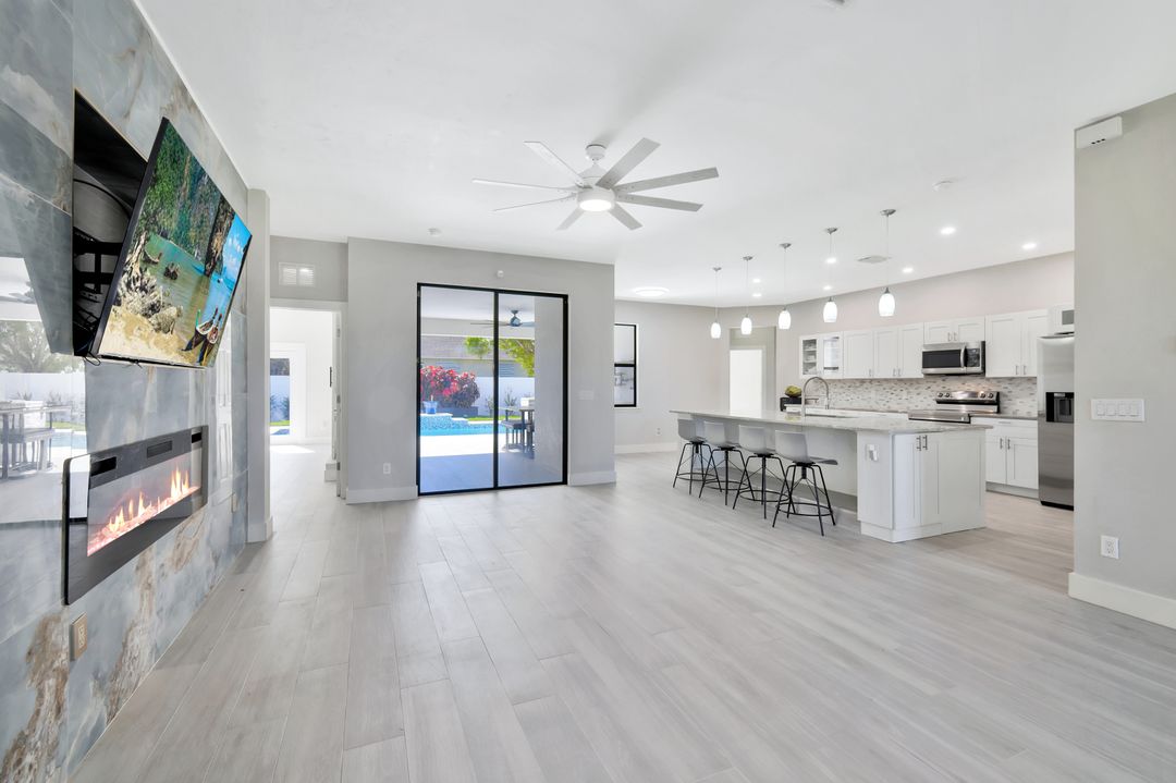 1918 SW 30th St, Cape Coral, FL 33914